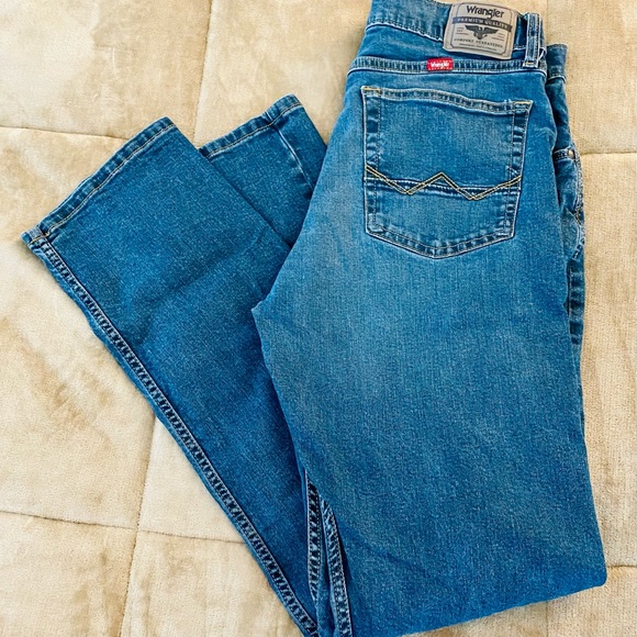 Wrangler Athletic Fit 32/32 Men’s Jeans RN# 130273 - Picture 6 of 13